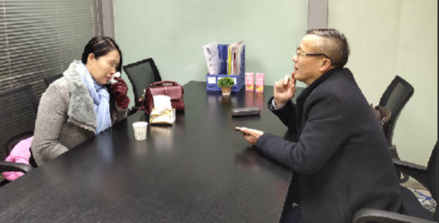 成都私家侦探微信：女人等你来撩的信号：三方面默许